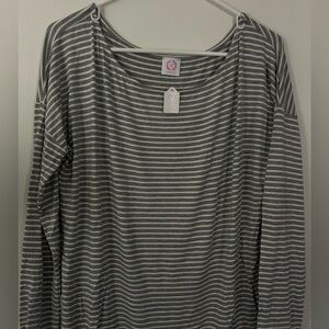 NWT Elegant Gray and White Striped Long Sleeve Top Size Medium